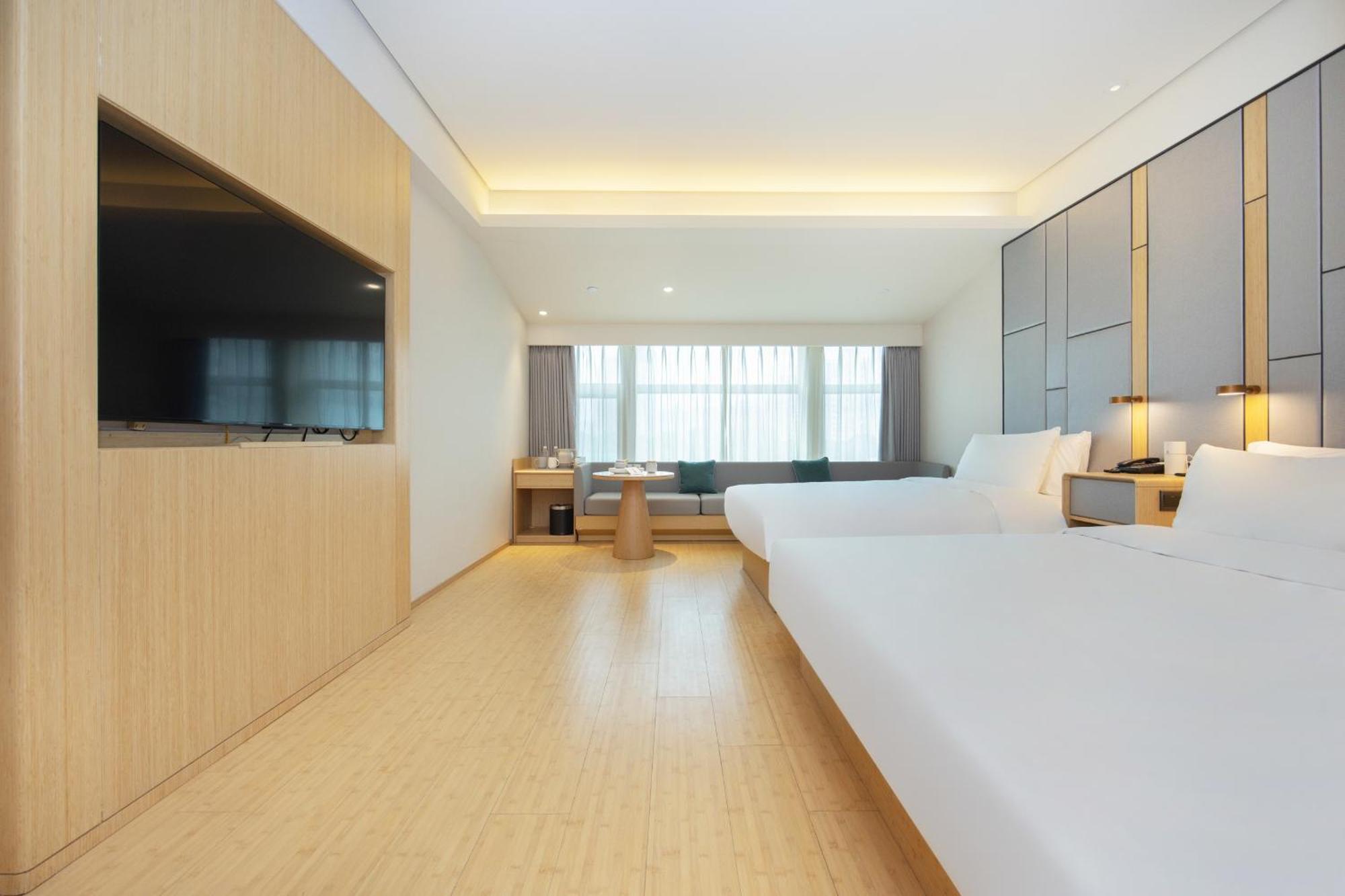 Guest house Quanji Hongqiao Gubei No 1 *